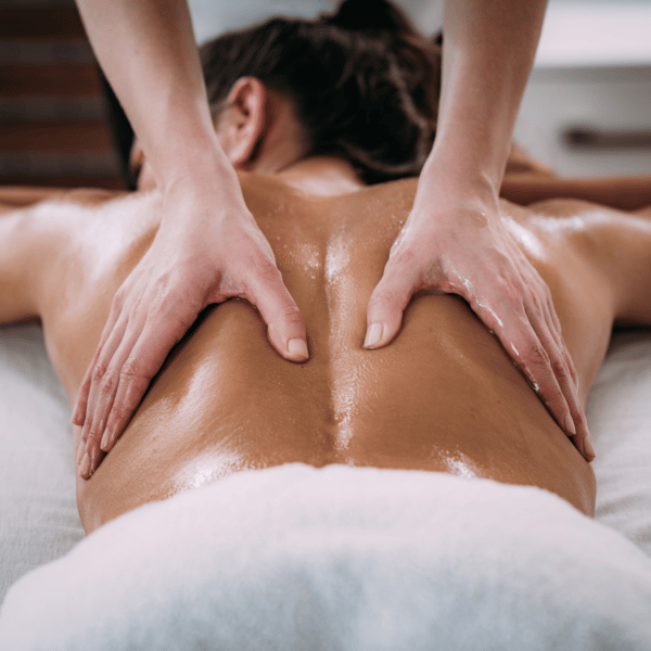 Massage jeune maman - notre soin iconique