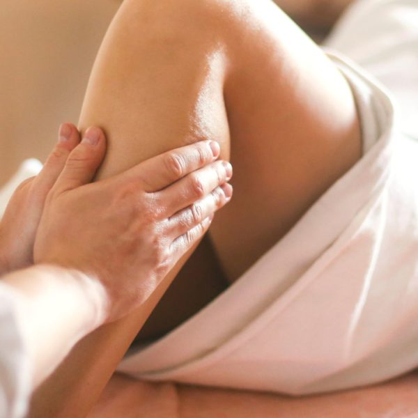 Rituel jambes légères pour jeune maman