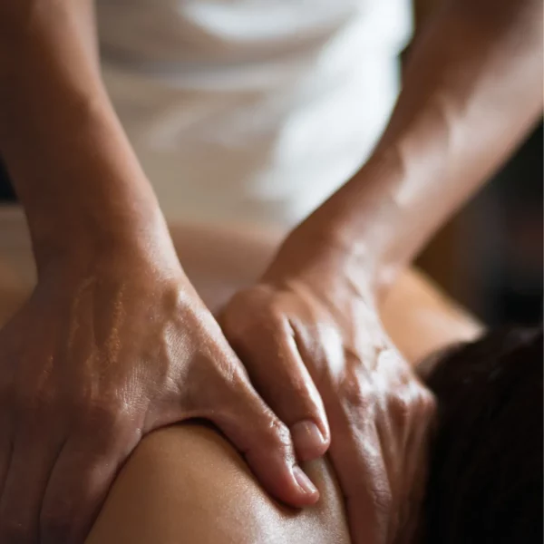 massage dos jeune maman